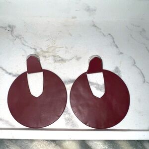 Kendra Scott Diane Earrings in Maroon